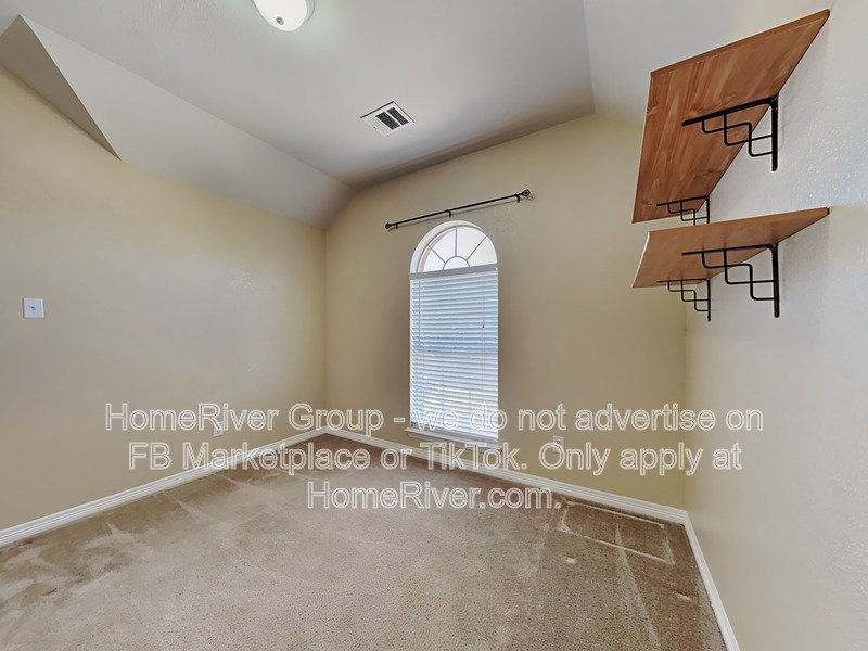 Exemplary Elementary School District - 5 Bed 3.5 Bath property image