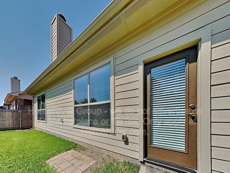 Exemplary Elementary School District - 5 Bed 3.5 Bath property image