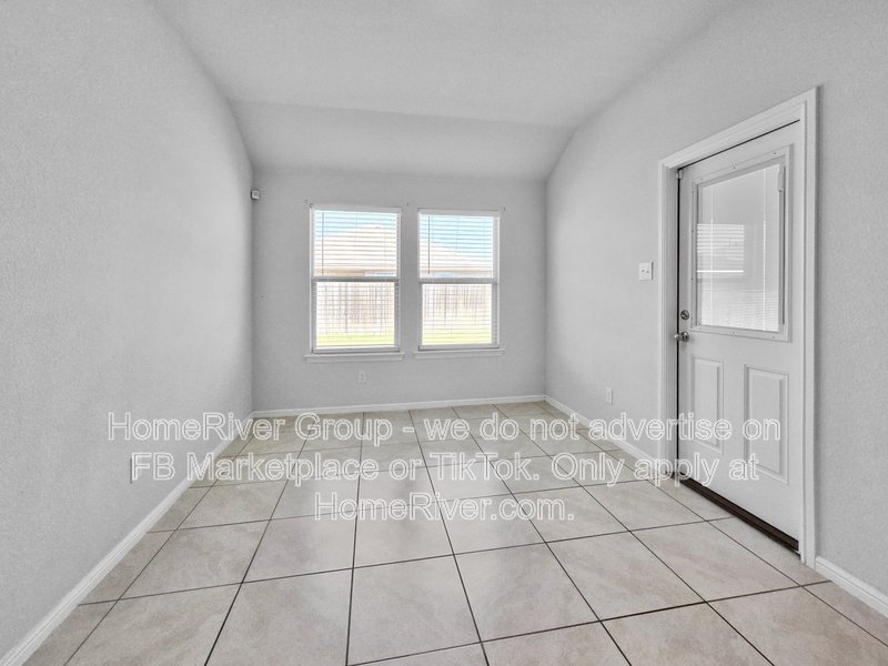 Ideal Blend of Comfort, Style, and Location!! property image