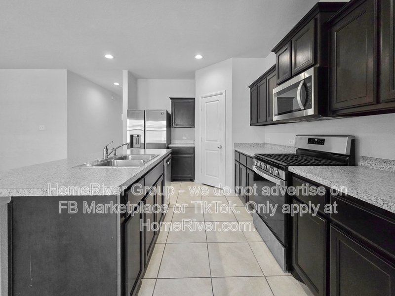 Ideal Blend of Comfort, Style, and Location!! property image