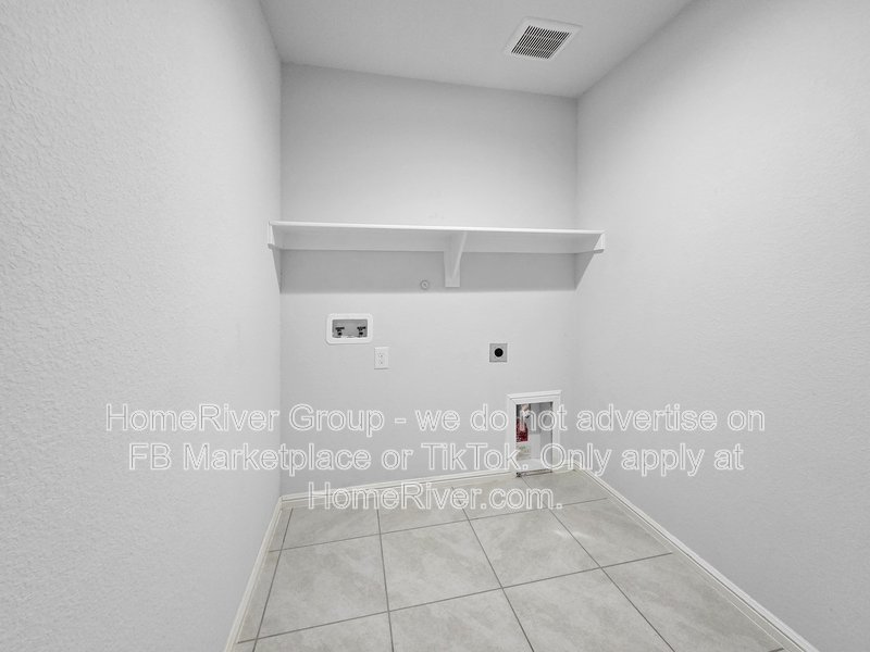 Ideal Blend of Comfort, Style, and Location!! property image