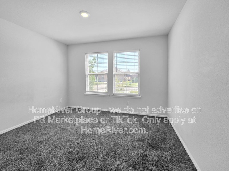 Ideal Blend of Comfort, Style, and Location!! property image