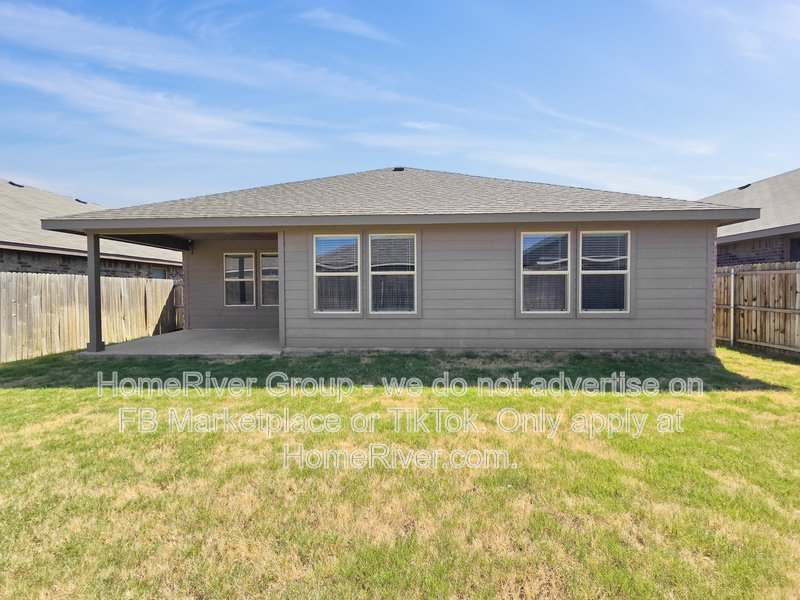 Ideal Blend of Comfort, Style, and Location!! property image