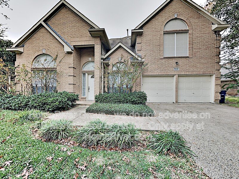 Privacy Fence | Covered Patio | Garage Parking | Dallas ISD property image