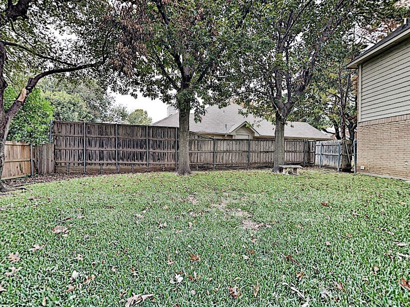 Privacy Fence | Covered Patio | Garage Parking | Dallas ISD property image