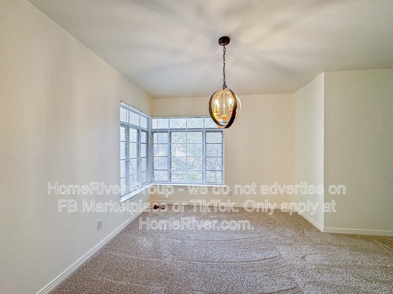 Spacious Yard | Covered Porch | New Paint | Dallas ISD property image