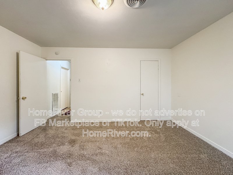 Spacious Yard | Covered Porch | New Paint | Dallas ISD property image