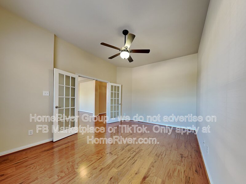 charming 4-bedroom, 2.5-bathroom home in Grand Prairie property image