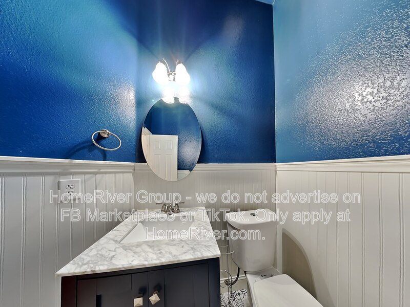 charming 4-bedroom, 2.5-bathroom home in Grand Prairie property image