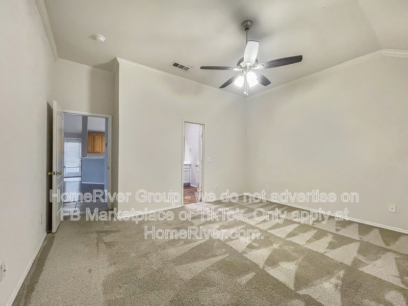 Spacious Livingroom with gas fireplace, large fenced backyard! property image