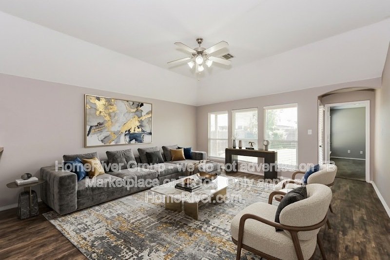 Available Now | Pets Welcome | Fridge Included property image