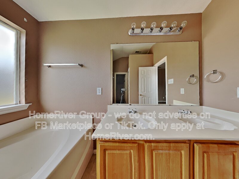 Celina ISD - Oversized backyard - Large Primary Closet property image