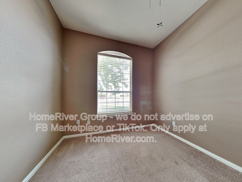 Celina ISD - Oversized backyard - Large Primary Closet property image