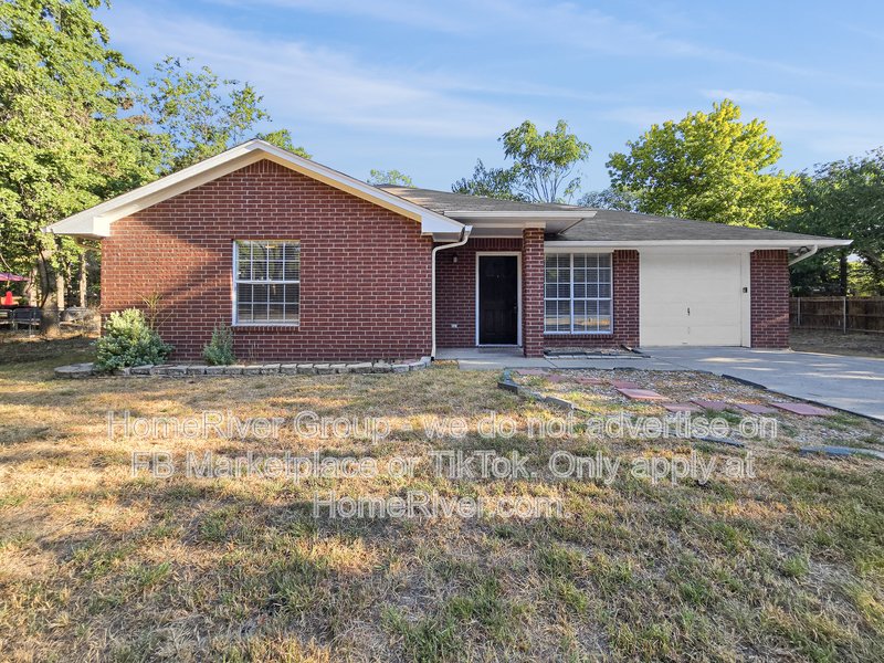 Freshly Remodeled with Huge Backyard!! property image
