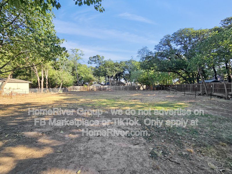 Freshly Remodeled with Huge Backyard!! property image