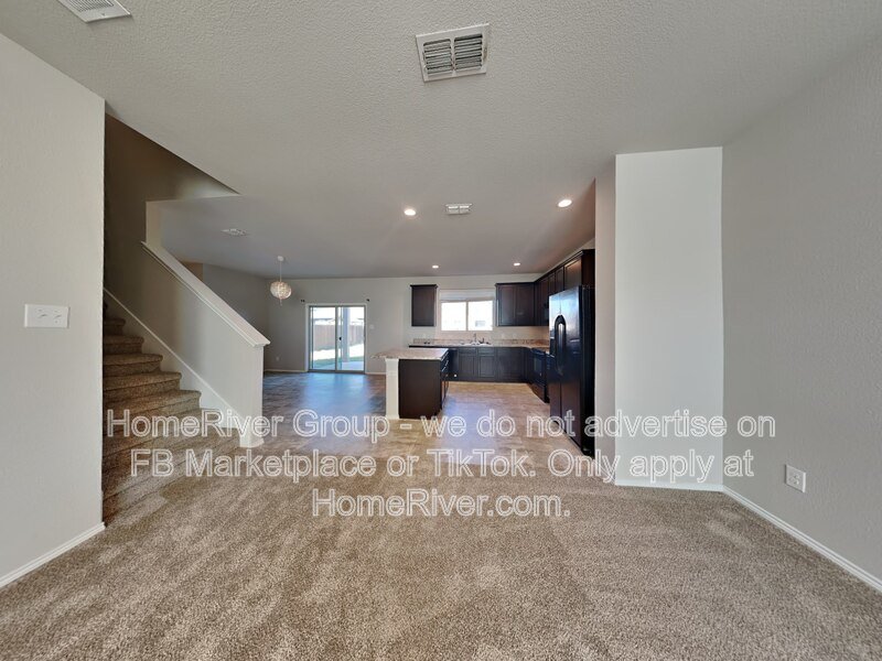 6256 Topsail Dr property image