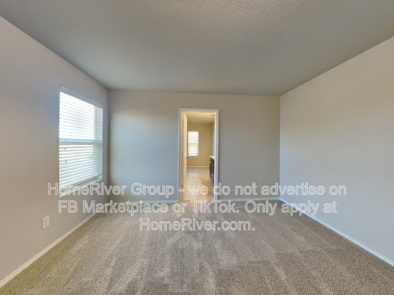 6256 Topsail Dr property image