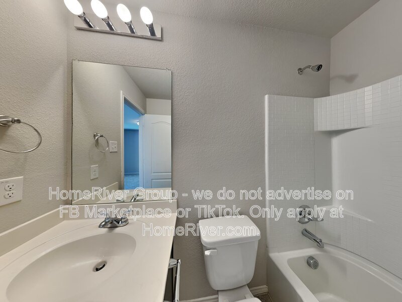 6256 Topsail Dr property image