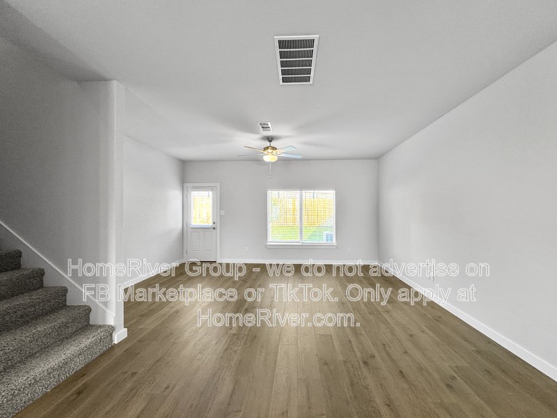Available Now | Pets Welcome | Fridge Included | property image