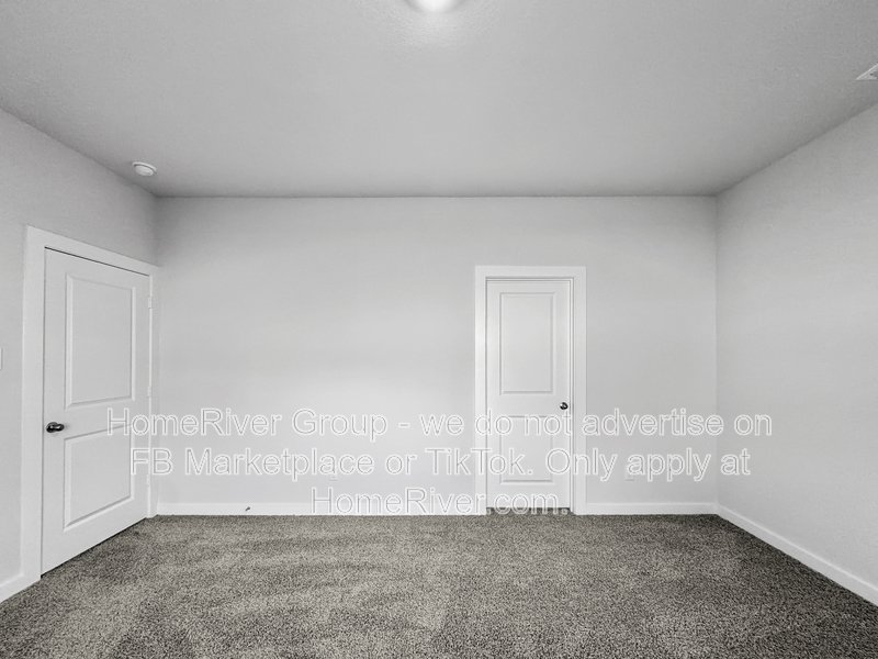 Available Now | Pets Welcome | Fridge Included | property image