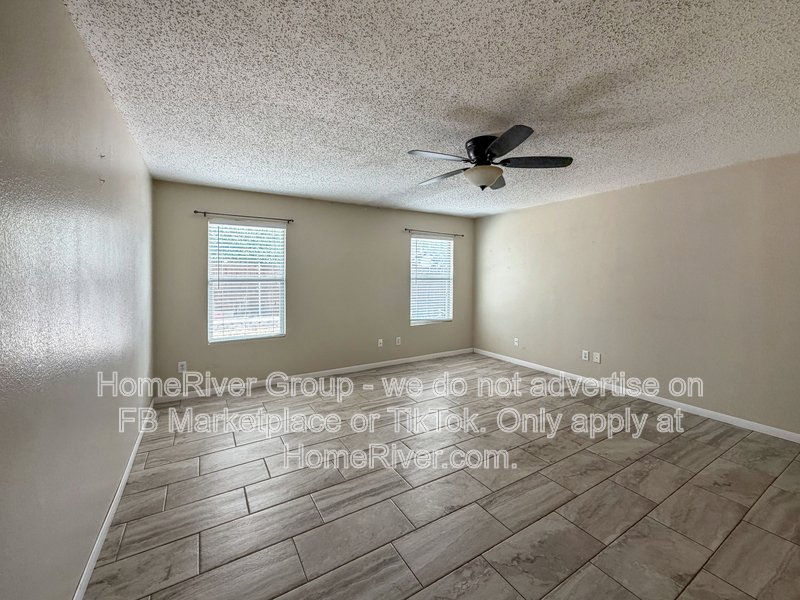 Available Now| Pets Welcome | Cozy Fireplace property image