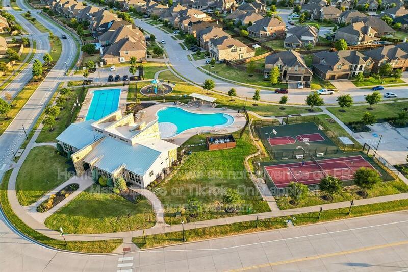 Modern Prosper Living with Chef's Kitchen & Huge Game Room property image