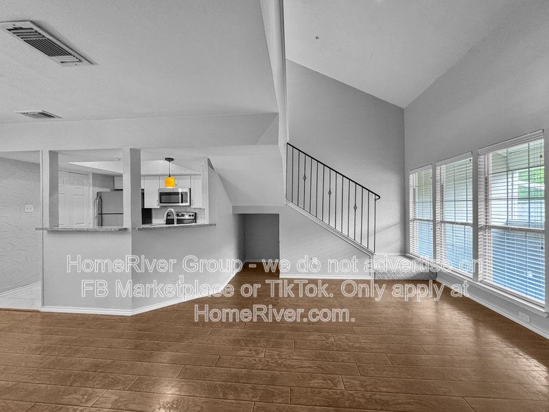 SS Appliances | Covered Parking | Community Pool | Gated property image