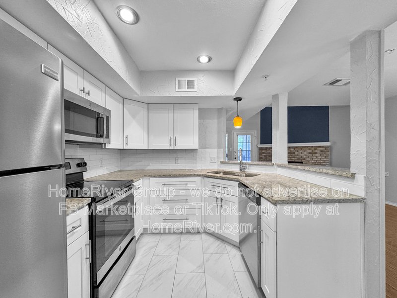 SS Appliances | Covered Parking | Community Pool | Gated property image