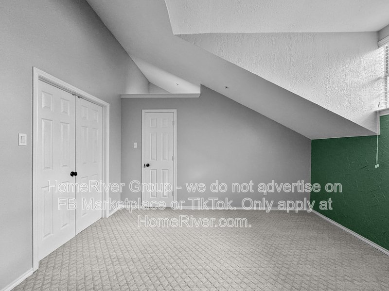 SS Appliances | Covered Parking | Community Pool | Gated property image