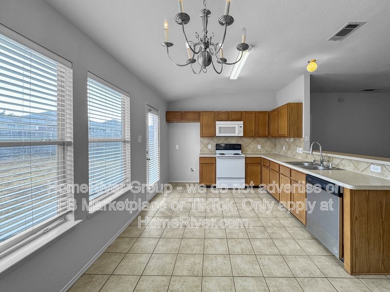 Fireplace | Garage Parking | Community Pool | Forney ISD property image